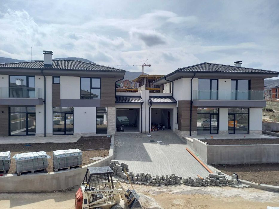 Продава се Къща в с. Марково, Област Пловдив - 229 кв.м за 1358 €/кв.м - Снимка #3