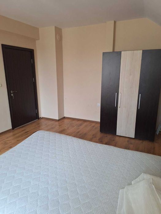 Дава се под наем Тристаен апартамент в Търговище, Център - 80 кв.м за 348.84 € - Снимка #10