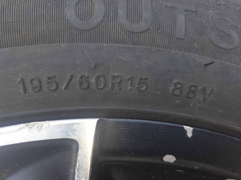 Шины SAILUN 195/60/15 с дисками