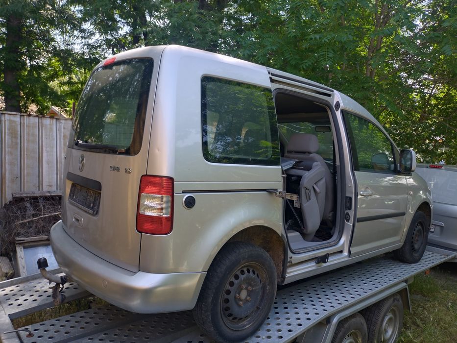 Vw Caddy 1.6 бензин На Части