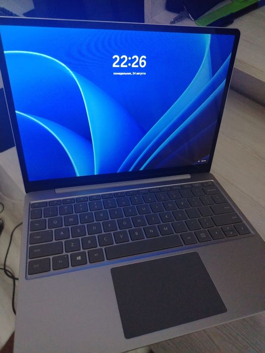 Microsoft Surface Go
