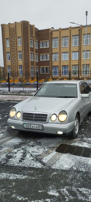 210 Мерседес хорошом состаяни