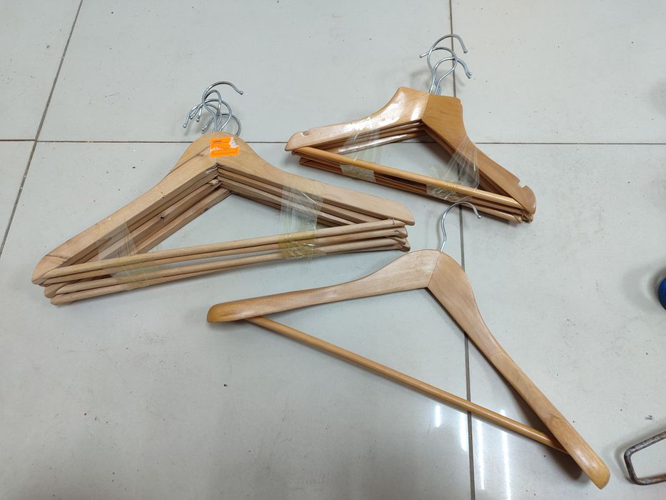 Плечики от 50 тенге