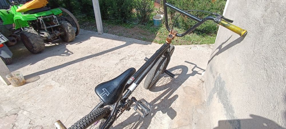 BMX трюковой велосипед продам СРОЧНО!!!