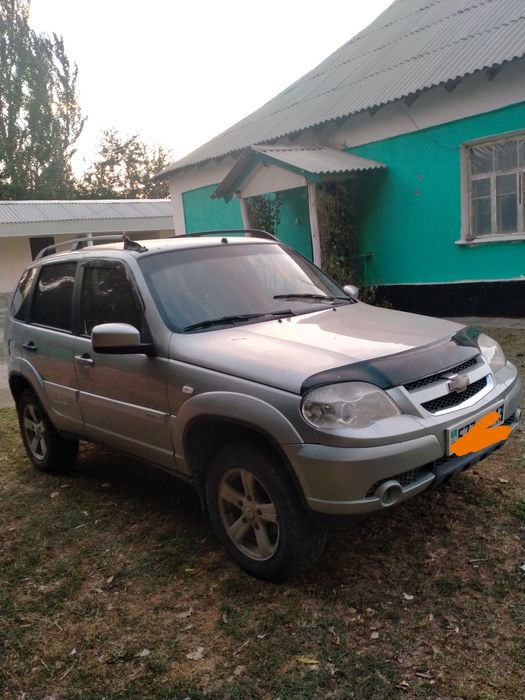 Шевролет нива. договорная
