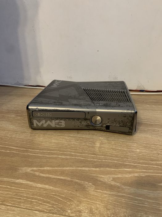 Xbox 360,model MW3