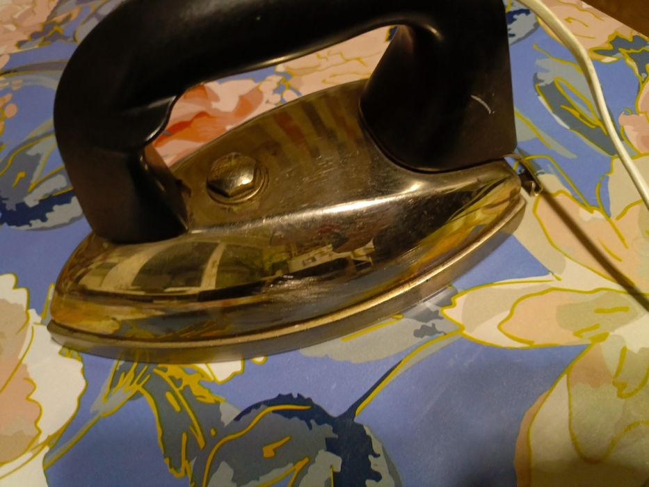 Утюг советский 1963 года