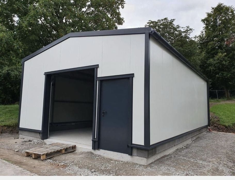 Garaje auto pe structura metalica