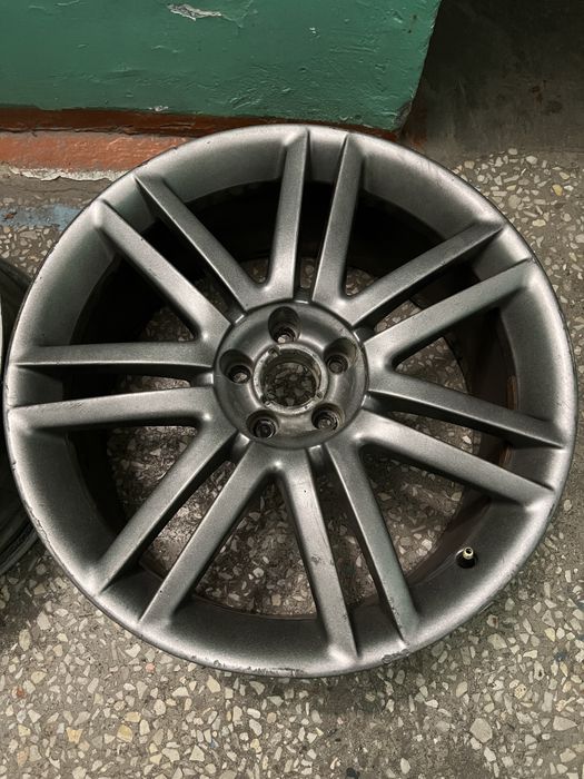 диски R20 пара оригинал от AUDI S8 D3 ауди