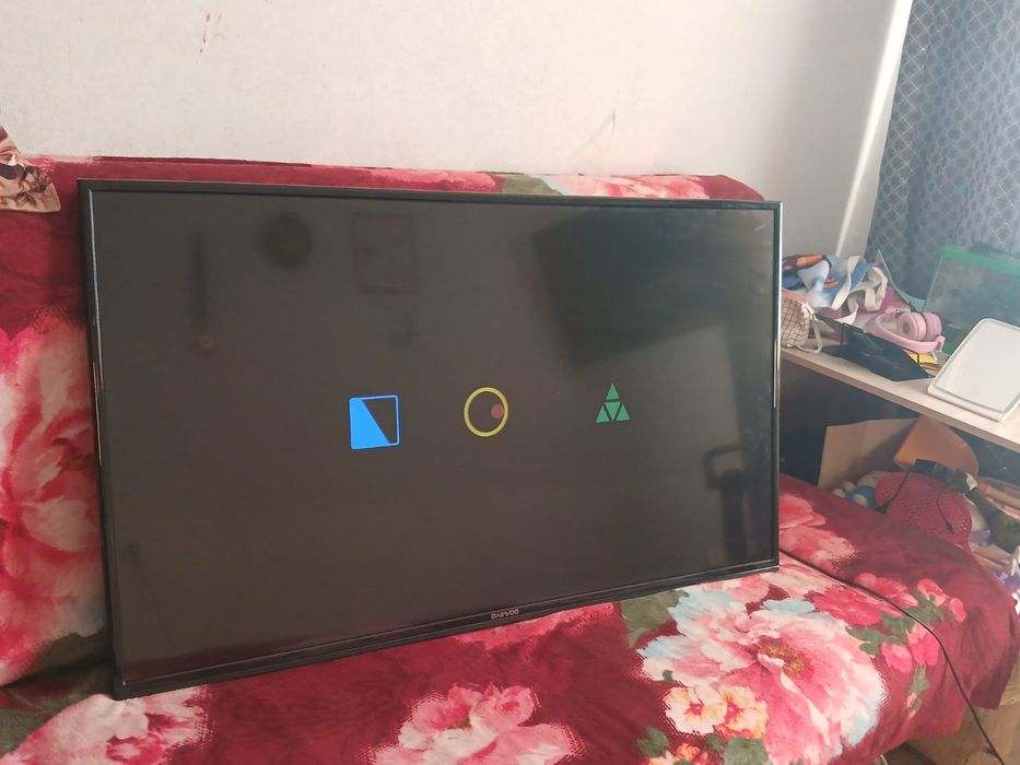 Продам смарт  телевизор