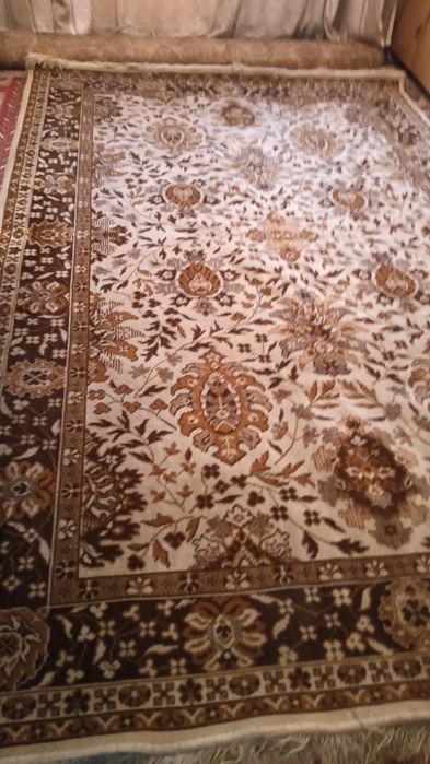 Ковер 3 на 2, немецкий. Висел на стене.