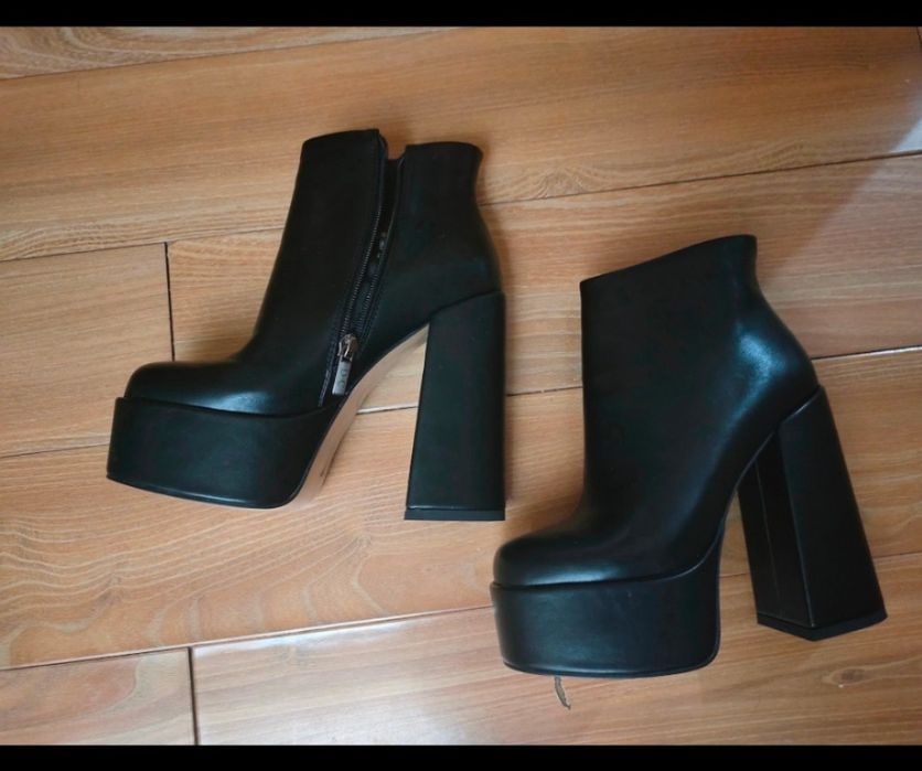 Сапоги новые, демисезонные