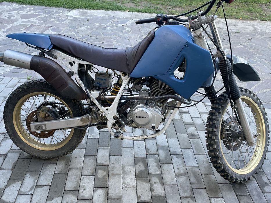 Cross 250cc 2600 ron negociabil