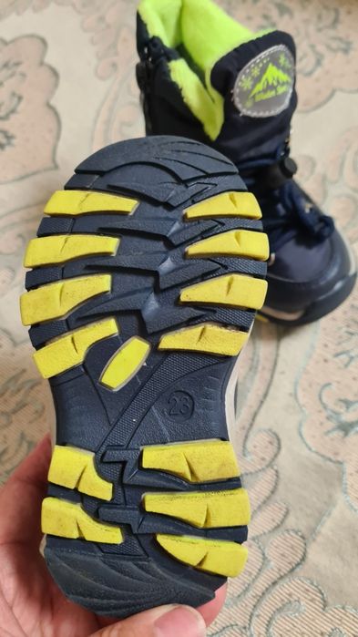 Продам детские вещи