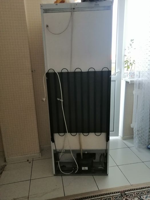 Холодильник INDESIT