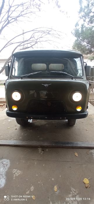 UaZ 3303 mashinasi sotiladi
