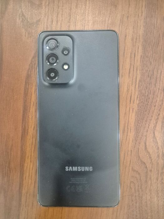 Телефон и часовник