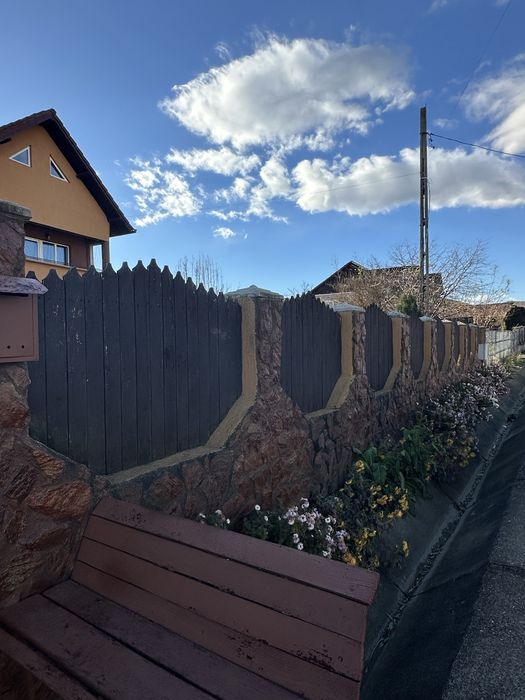 Casă de vânzare Mihaesti