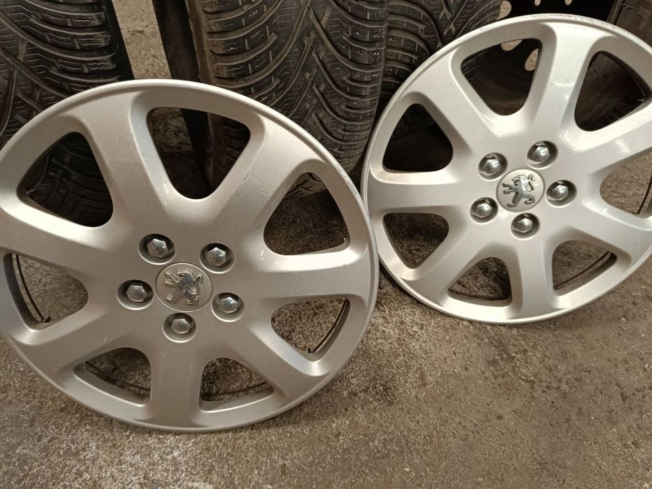 Зимни гуми със стоманени джанти и оригинални тасове