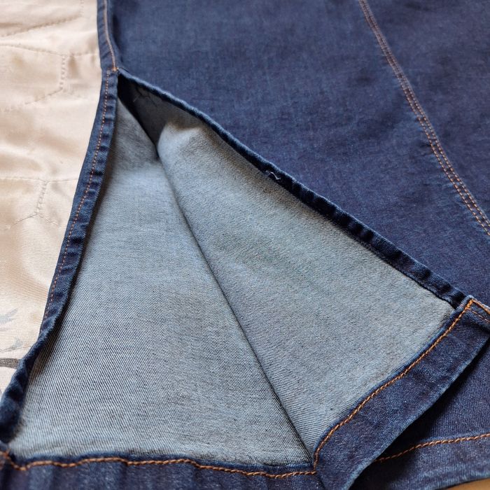 Продам джинсовую юбку. Новый. ТУРЦИЯ