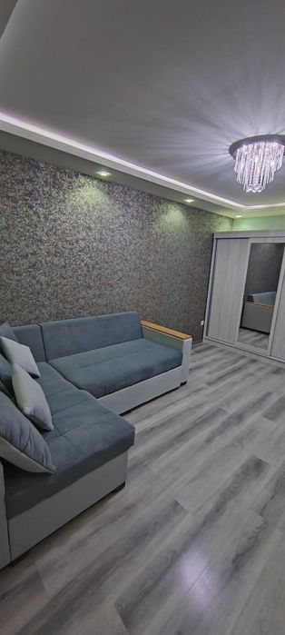 Метро Хамза (Новза), уютная 1 комнатная квартира с ремонтом меб и тех