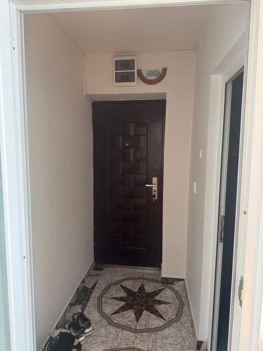 Vand apartament in Plopeni
