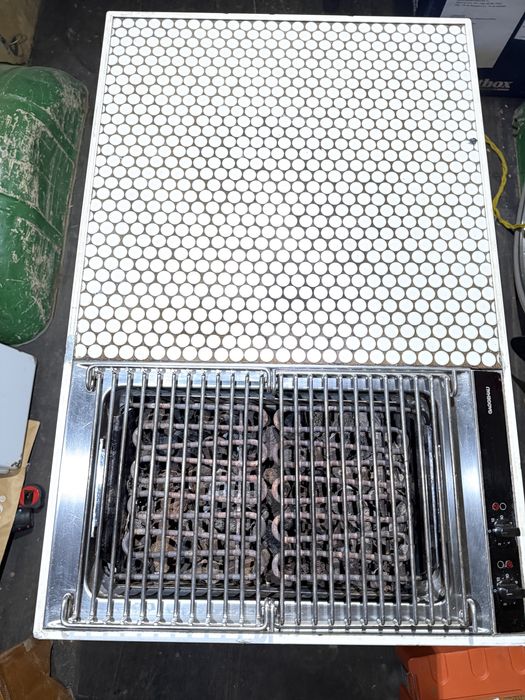 Gratar electric GAGGENAU de curte