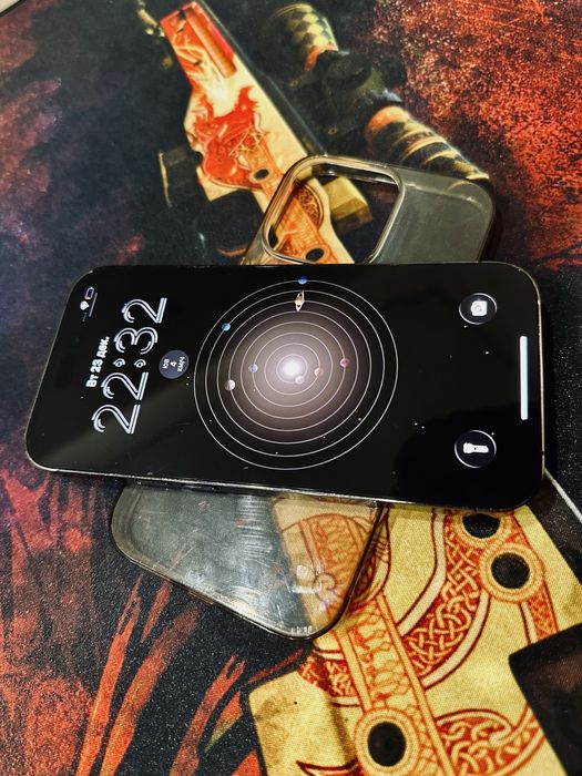 Продам Айфон 14 про