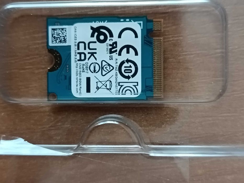 256 GB SSD карта M.2 NVMe