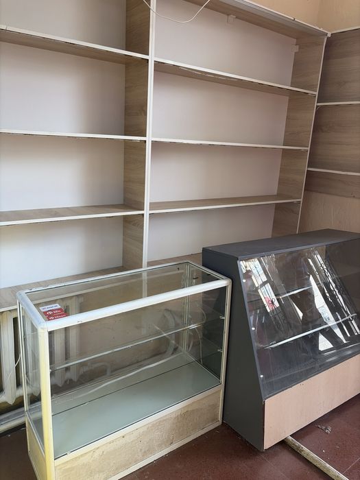 Место вдоль  дороги