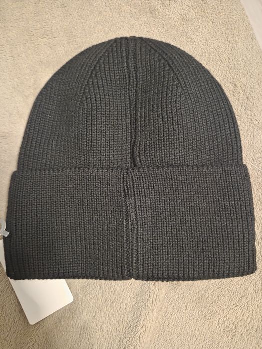 Caciula model top AX