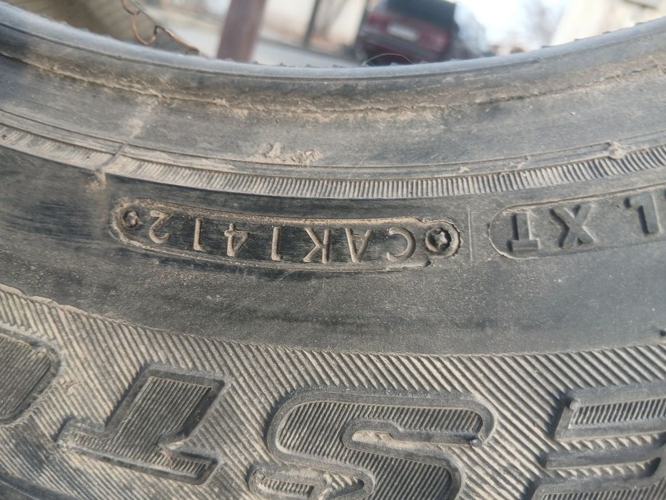 Продам шины Bridgestone blizzak зимние