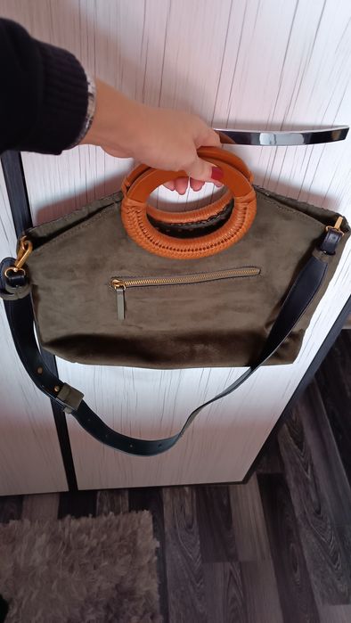 Три дамски чанти