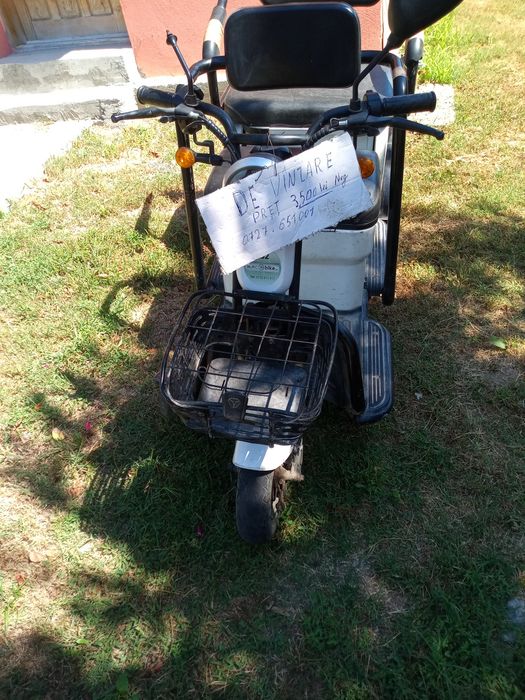 Vând triciclu electric 2 locuri