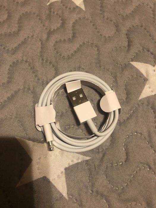 ОРИГИНАЛНО зарядно за iPhone на Apple