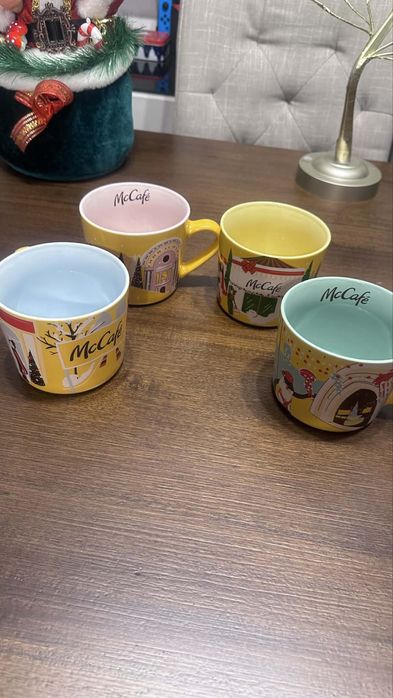 Cani McCafe - coletii de iarna