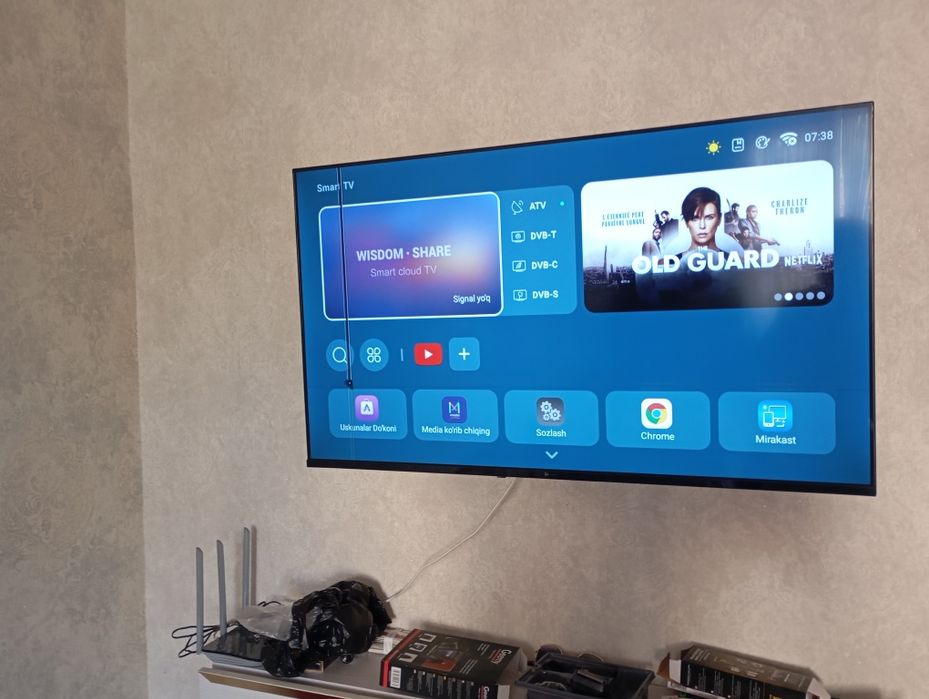 Televizor nomi S Smart 43 tali bitta aybi ekranda chiziq bor