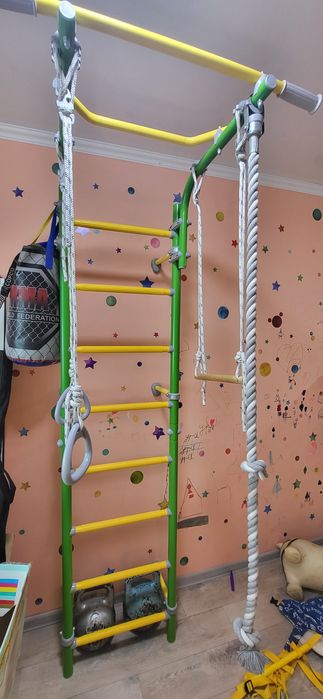 Шведская стенка детская
