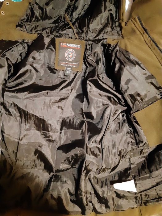 Geaca baieti 16 ani Geographical Norway