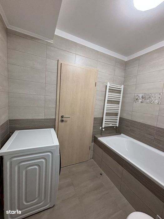 Apartament 3 camere | Grădină privată + parcare | Tractoru – Coresi