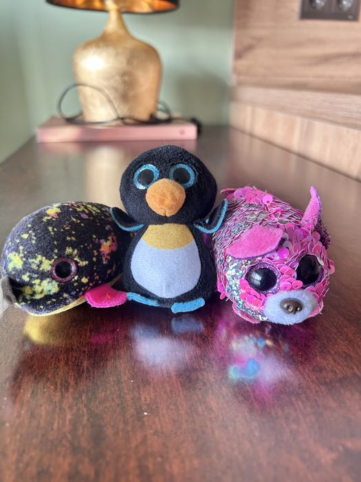 Корзина с мягкими игрушками