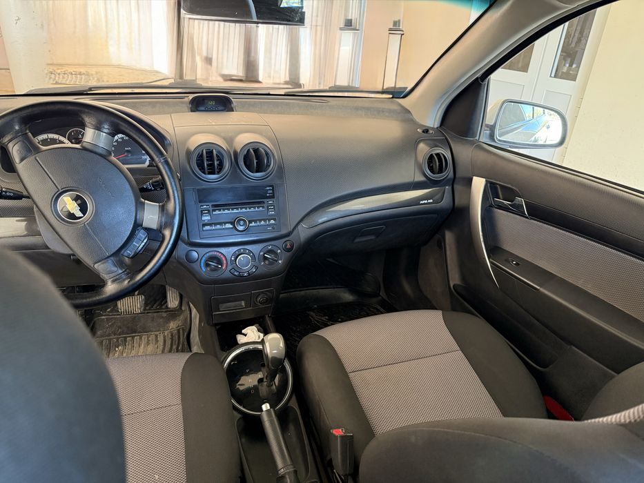 Аренда Нексиа 3 автомат 3 позиция ижарага