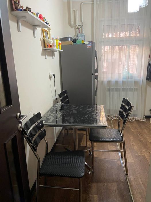 Kvartiraga qizlar olinadi