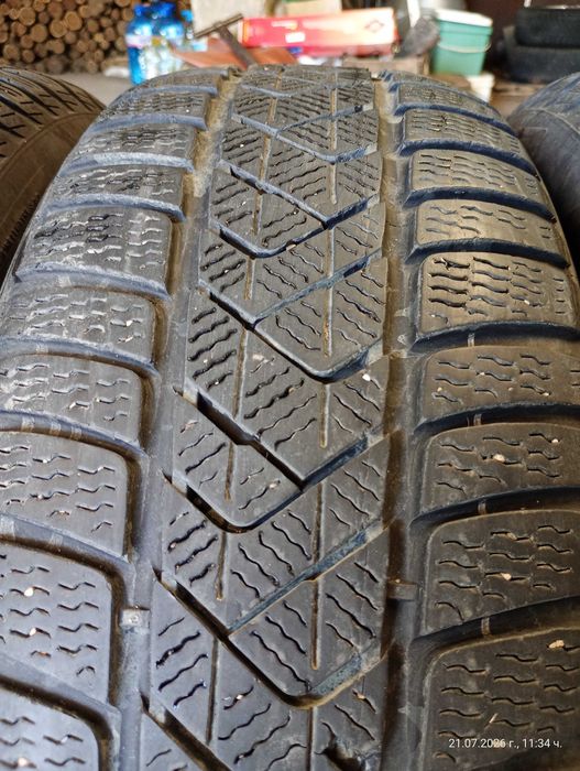 Зимни гуми 225/55/17 Pirelli