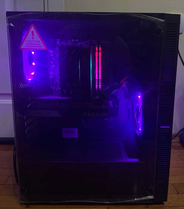 Настолен компютър с Ryzen 5 3600 и AMD RX6600 (PC)