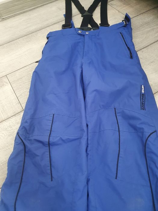Pantaloni pentru ski