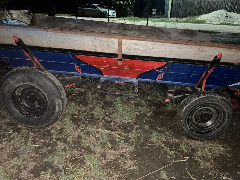 De vânzare căruță