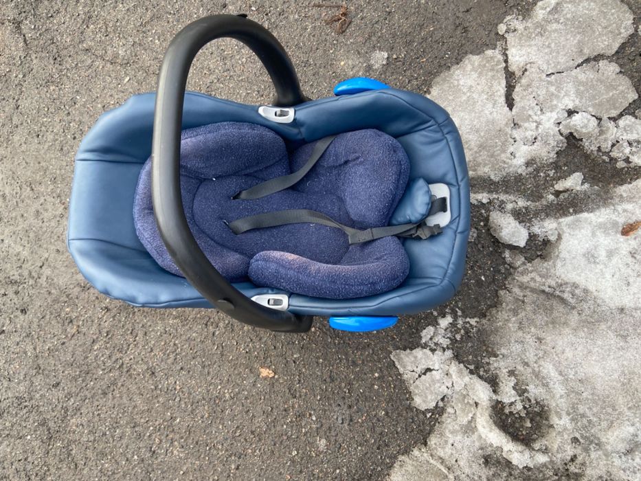 Коляска Adamex 2в1 + автокресло