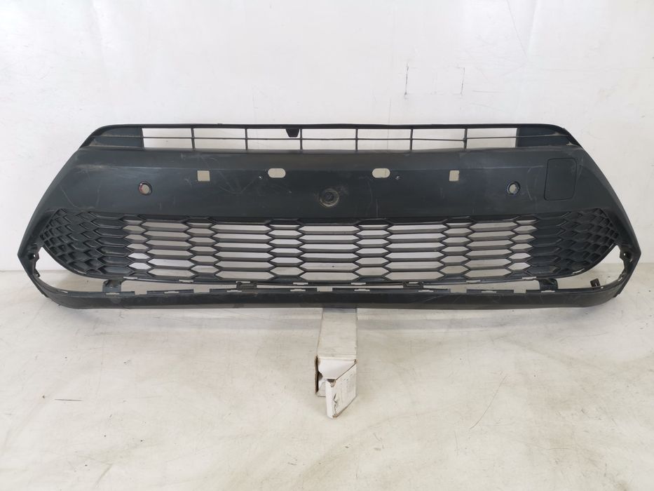 Тойота С-ХР / Toyota C-HR Оригинална предна решетка на бронята в добро