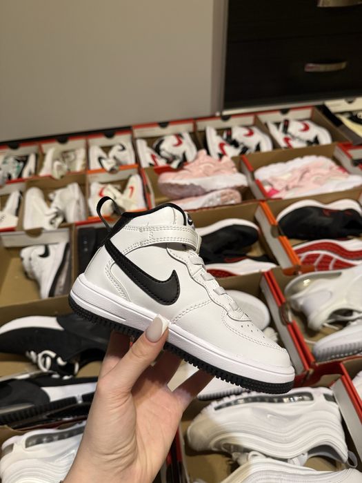 Nike Force 1 Mid SE EasyOn